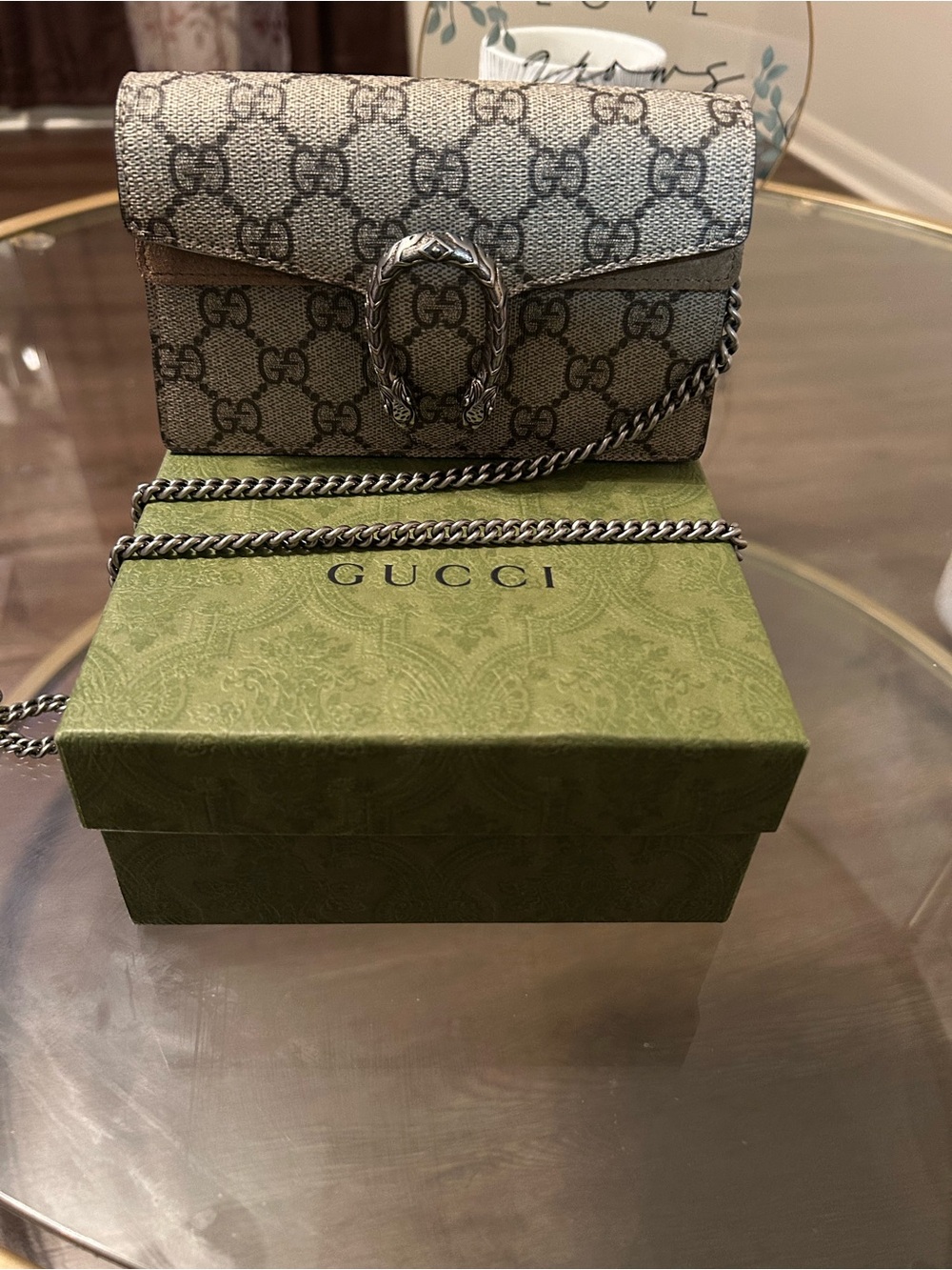 Gucci beige/ebony GG mini shoulder bag with silver tiger head detail - Picture 2 of 4